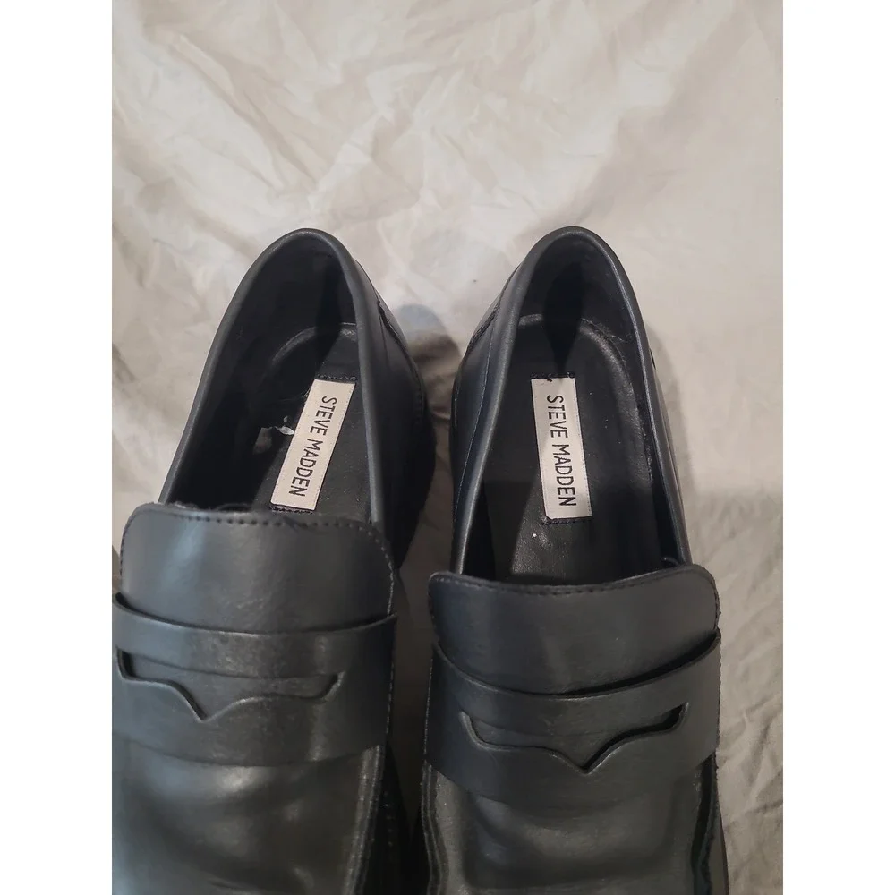Steve Madden Lotto Black Penny Loafers Women's SZ 9M Shoes goth preppy academa